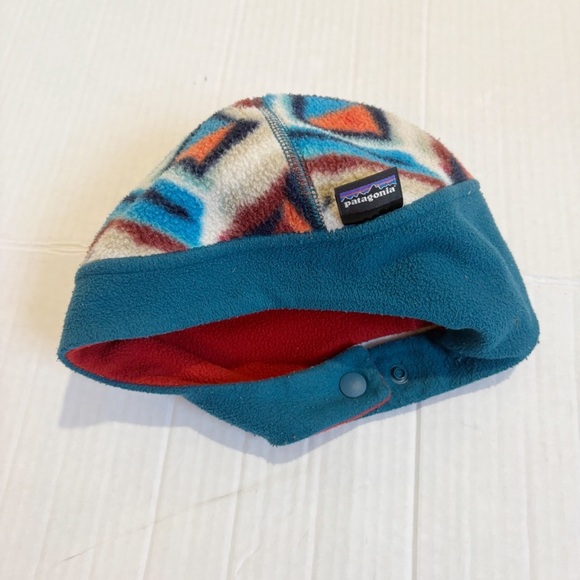 Patagonia Synchilla Fleece Hat Bany Size 6-12 Months Winter Fall Chin Snaps - Picture 1 of 8
